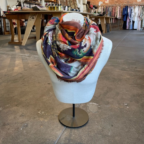 Coreterno Pixel Print Scarf - Picture 1 of 2